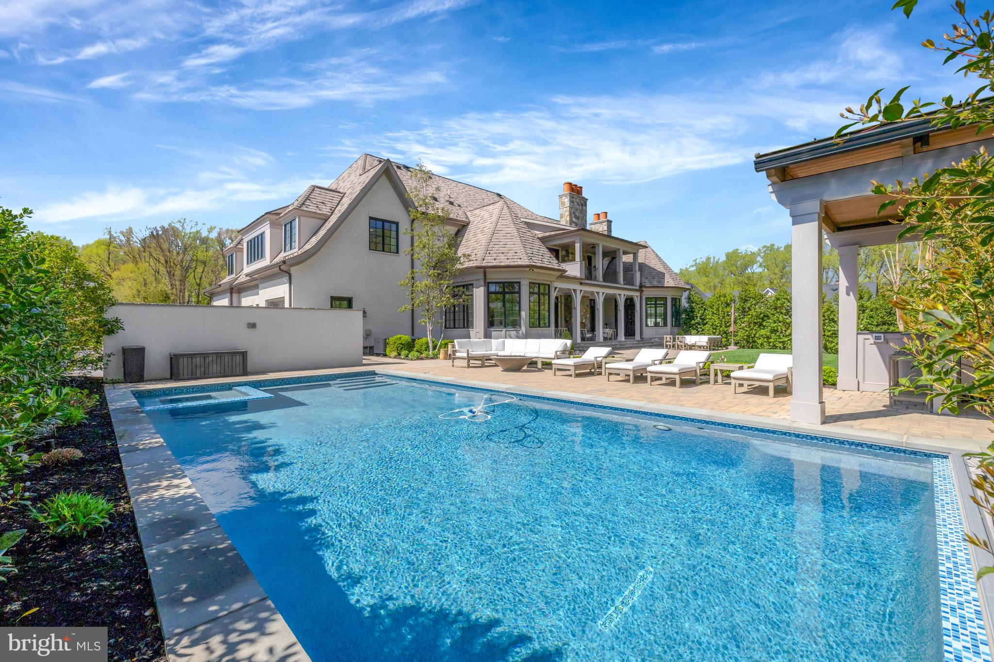 954 Mackall Farms Ln