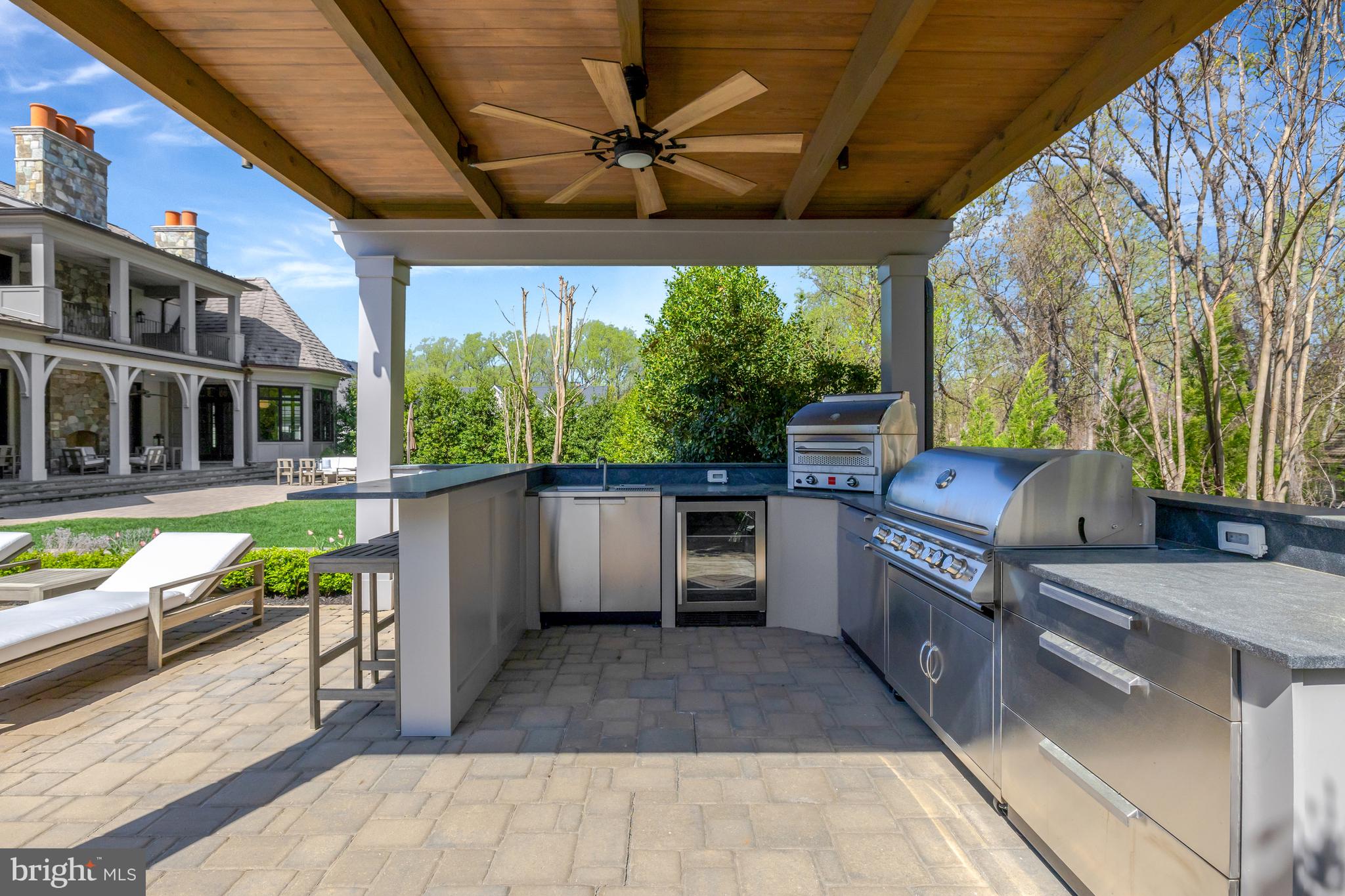 954 Mackall Farms Ln