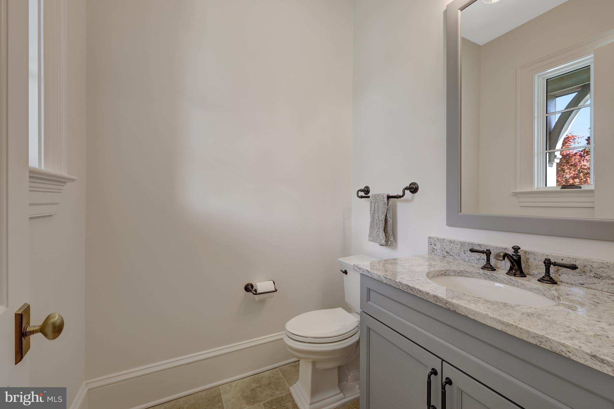 954 Mackall Farms Ln