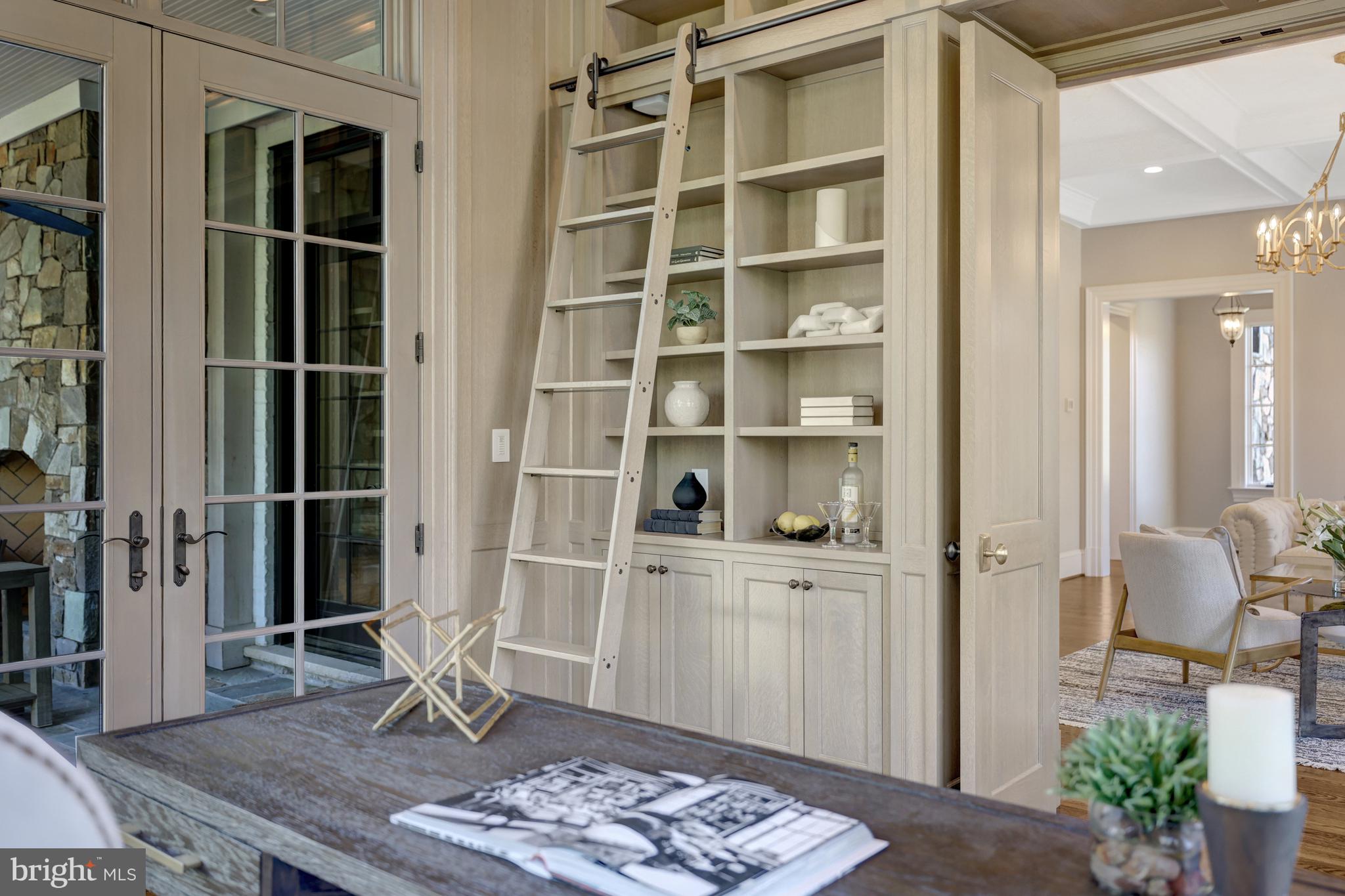 954 Mackall Farms Ln