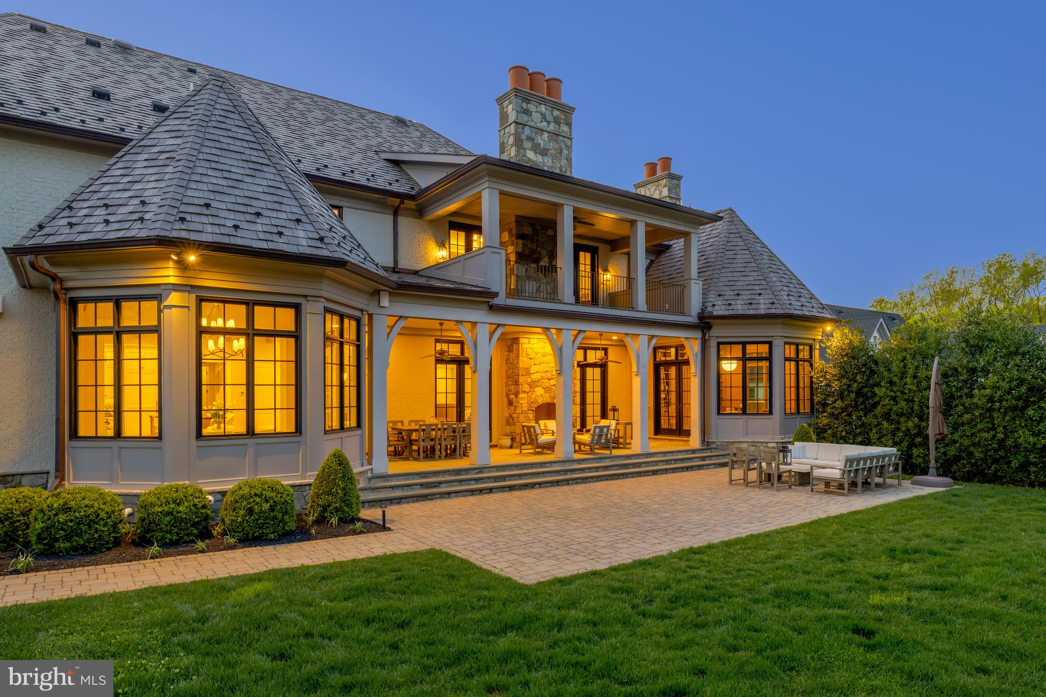 954 Mackall Farms Ln