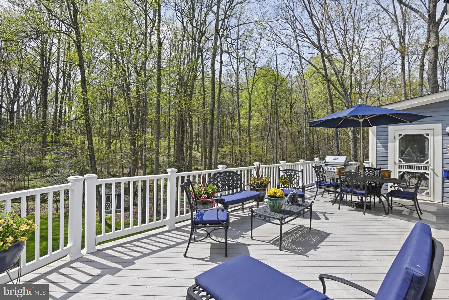 204 River Park Dr