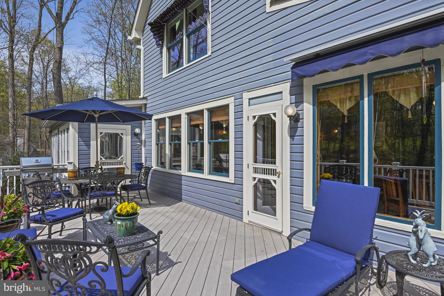 204 River Park Dr