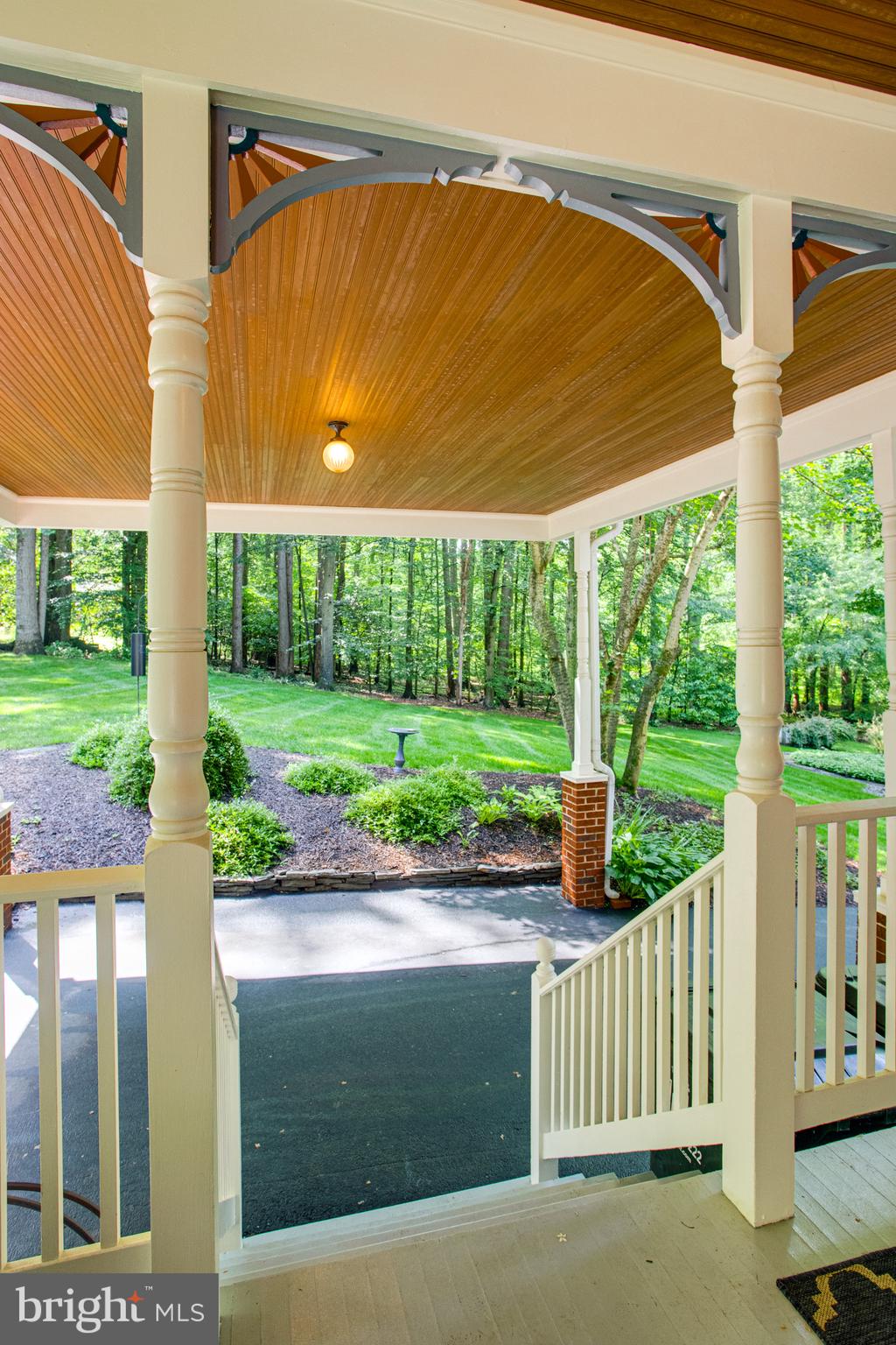 204 River Park Dr