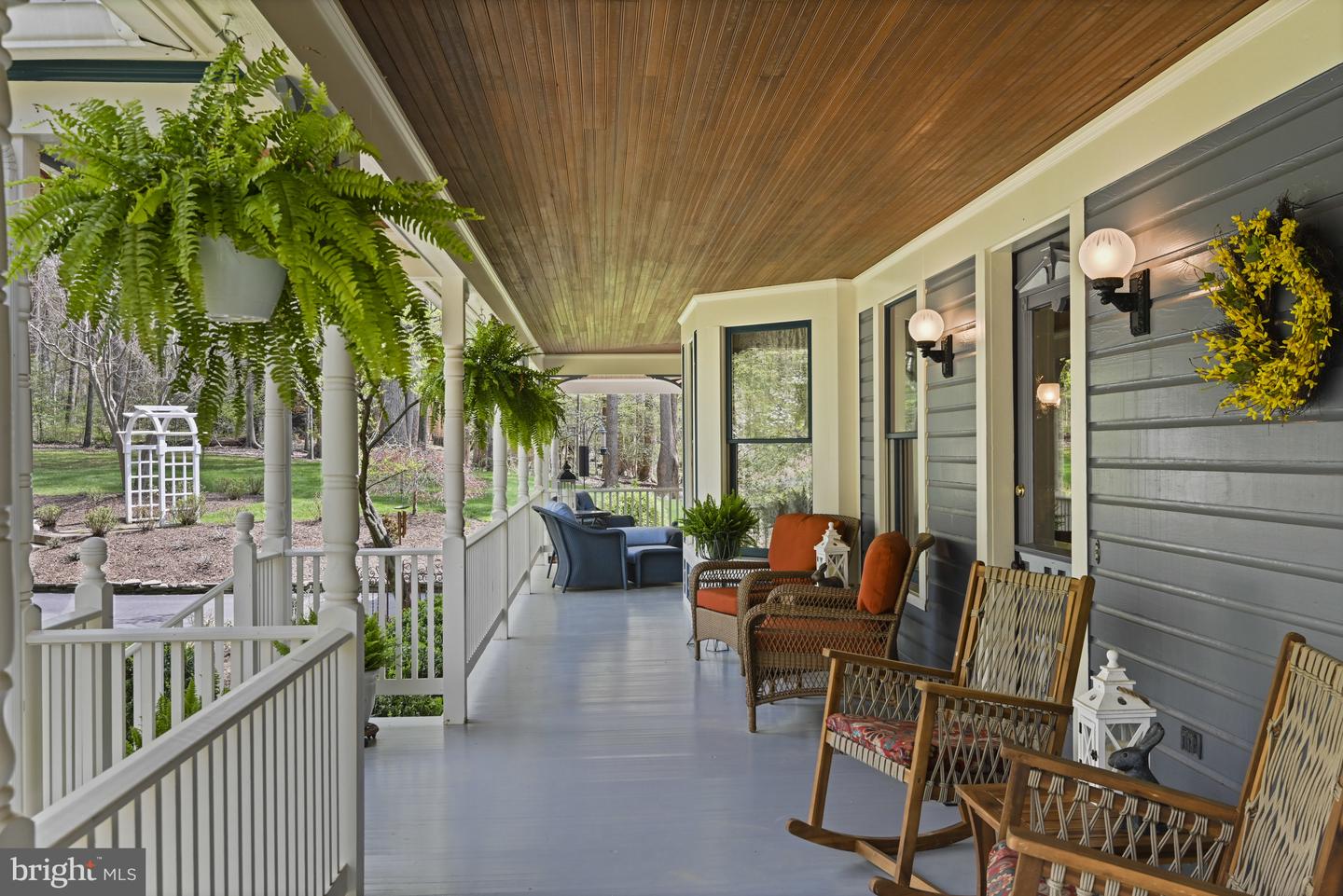 204 River Park Dr