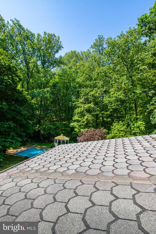 204 River Park Dr