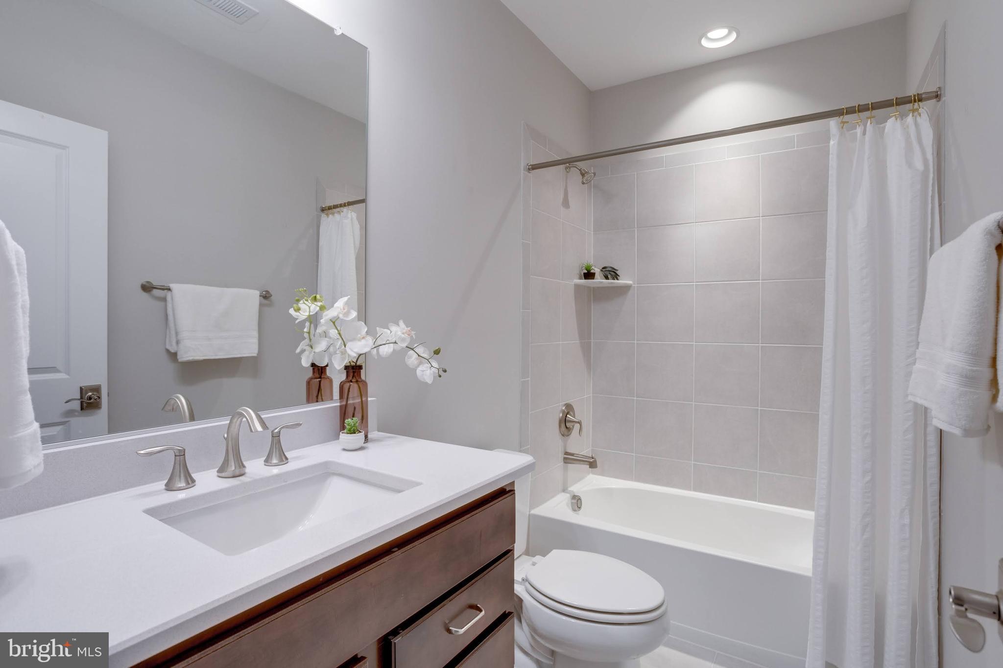 3139 SILVAN WOODS DRIVE