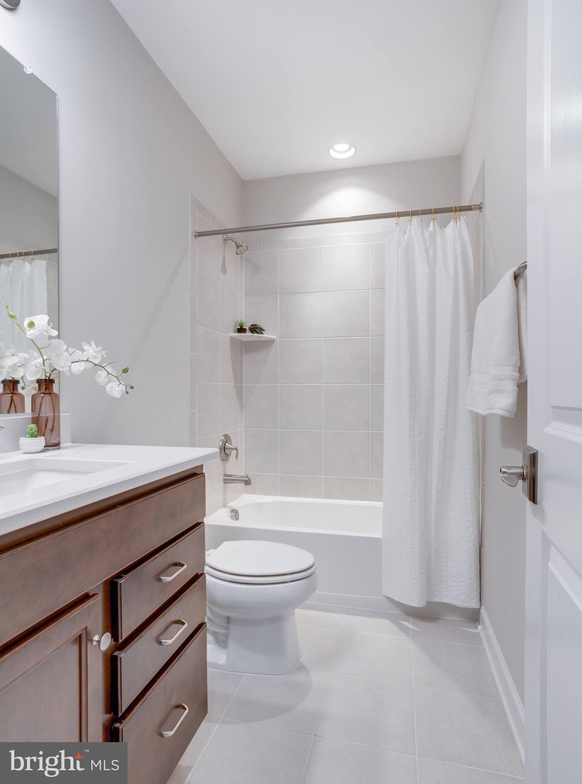 3139 SILVAN WOODS DRIVE