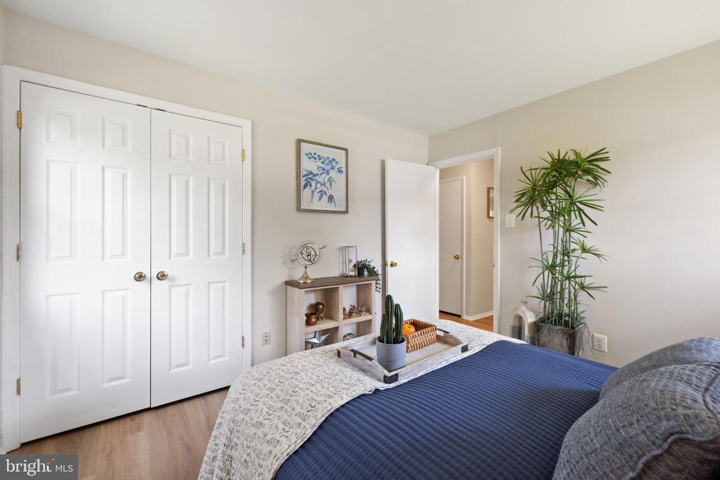 5518 KATHLEEN PLACE