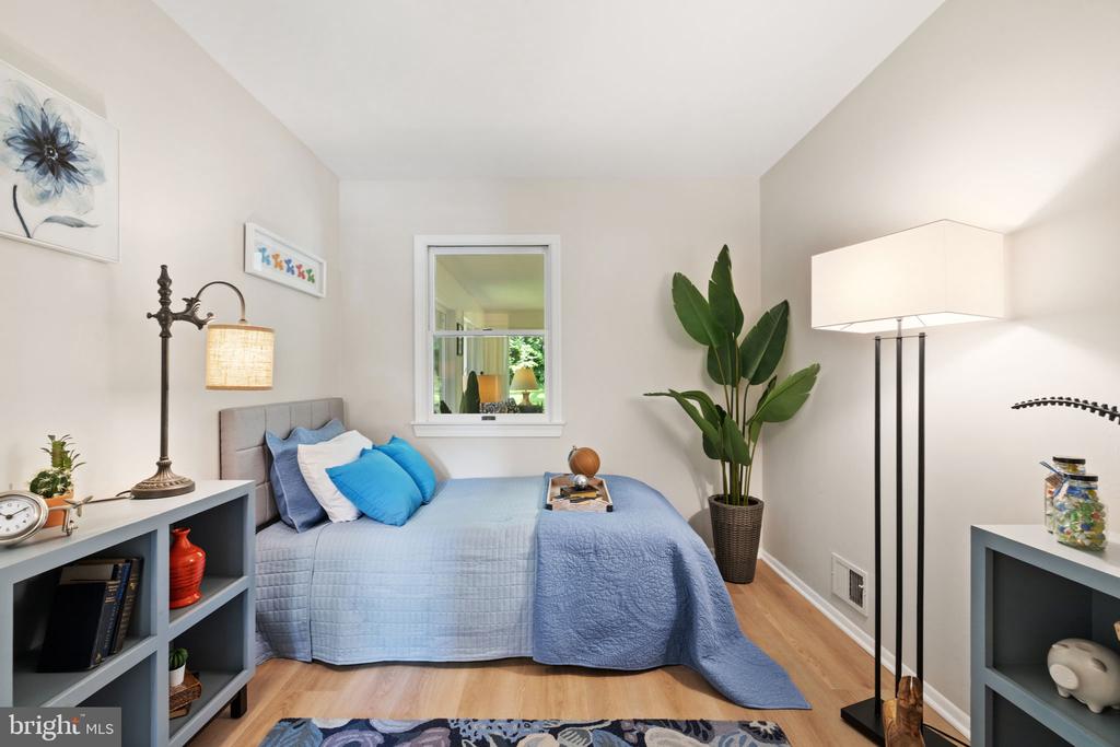 5518 KATHLEEN PLACE