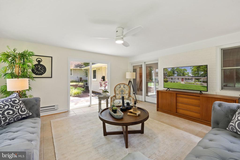 5518 KATHLEEN PLACE