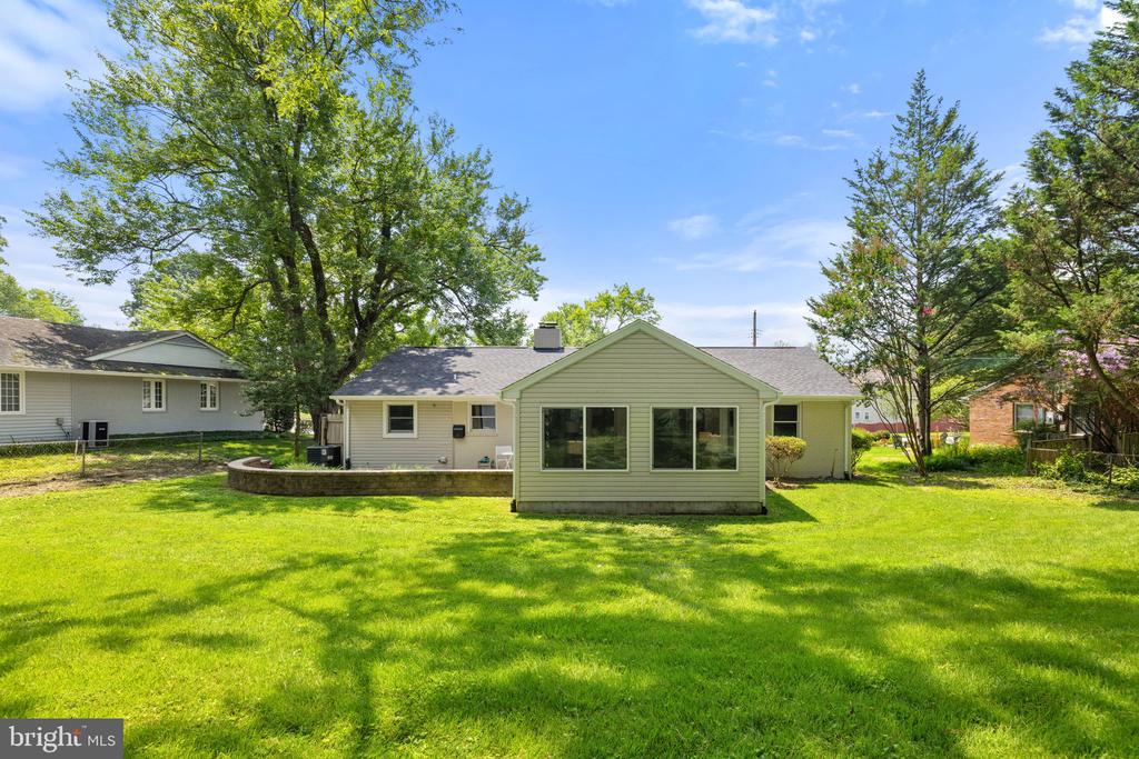 5518 KATHLEEN PLACE