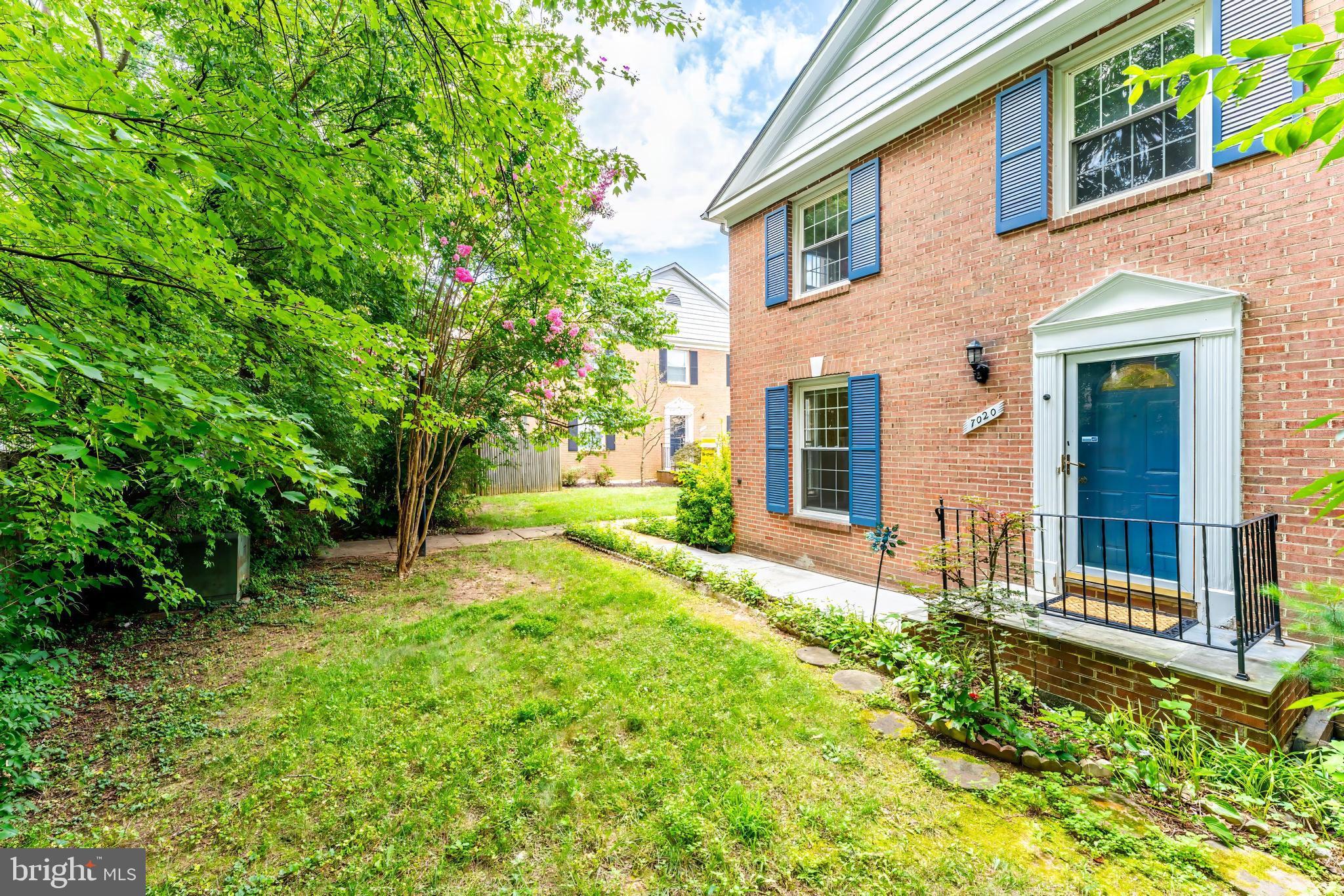 7020 BRADWOOD COURT