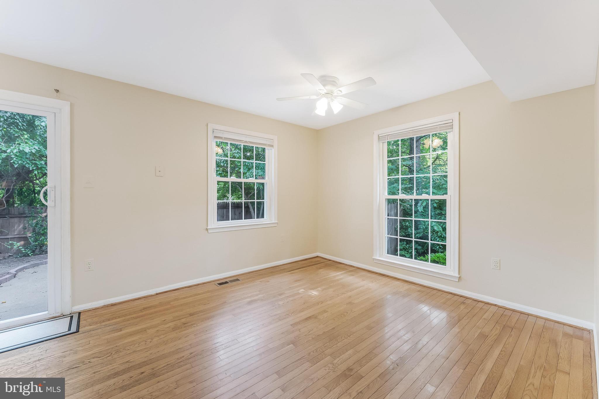 7020 BRADWOOD COURT