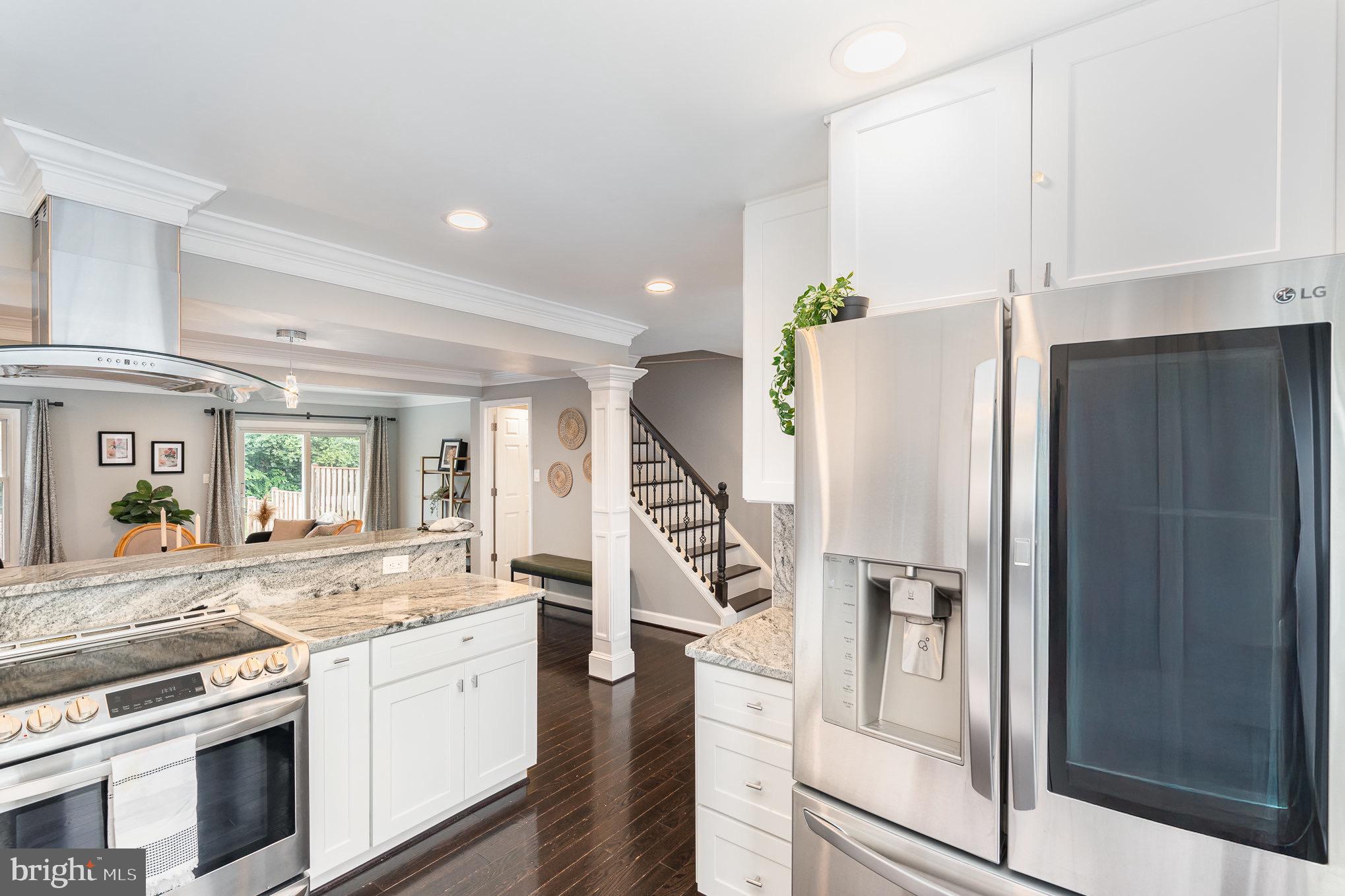 6916 Lafayette Park Dr