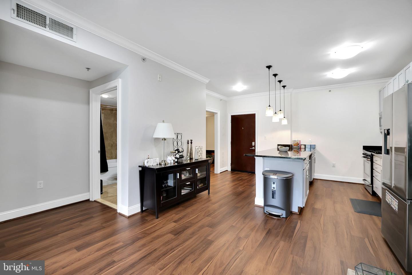 6301 Edsall Rd #104