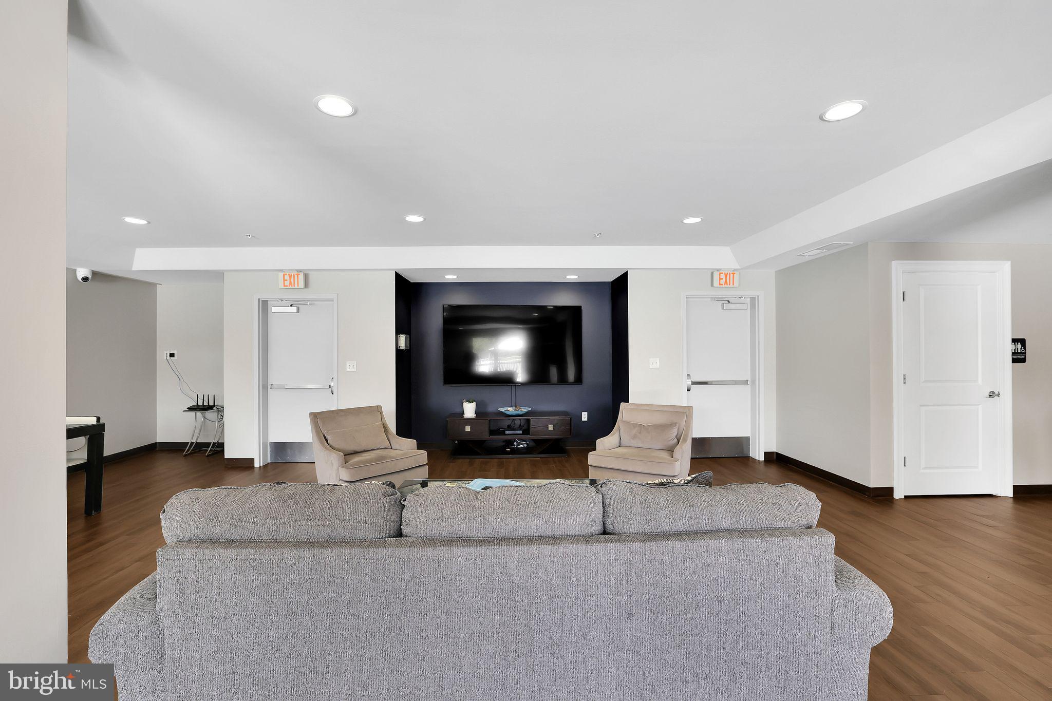 6301 Edsall Rd #104