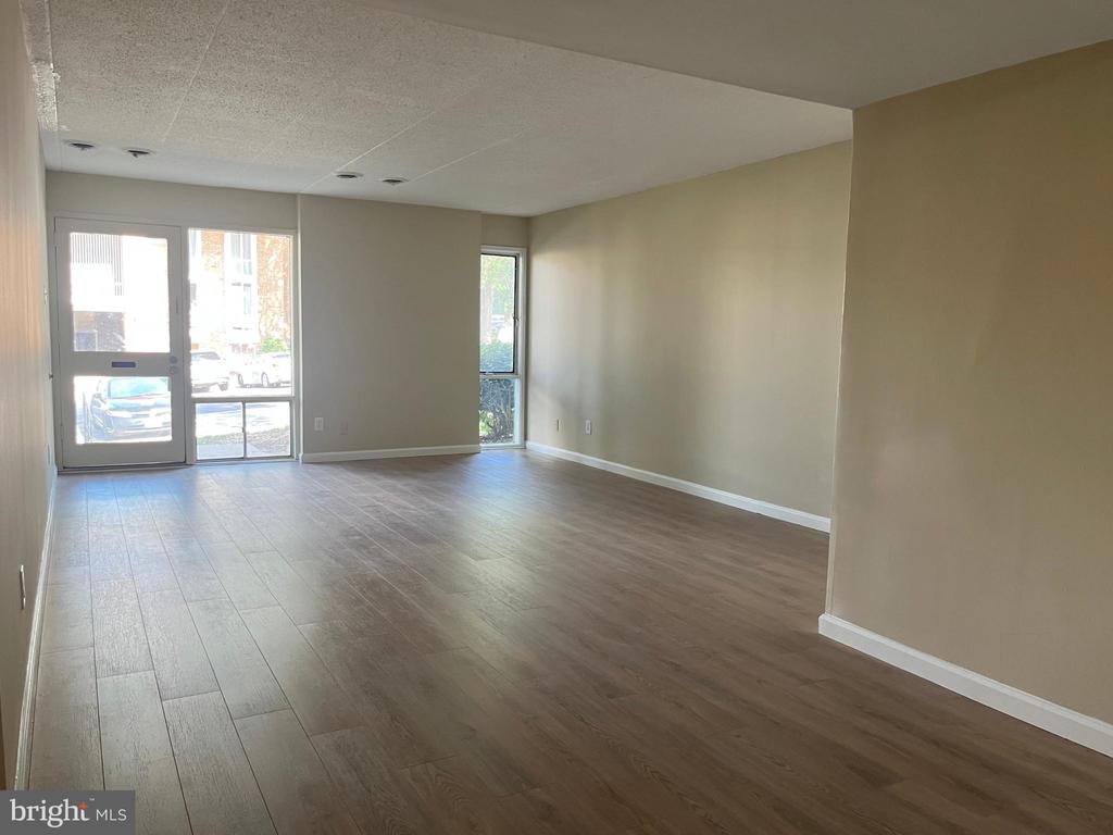 2647 Redcoat Dr #130