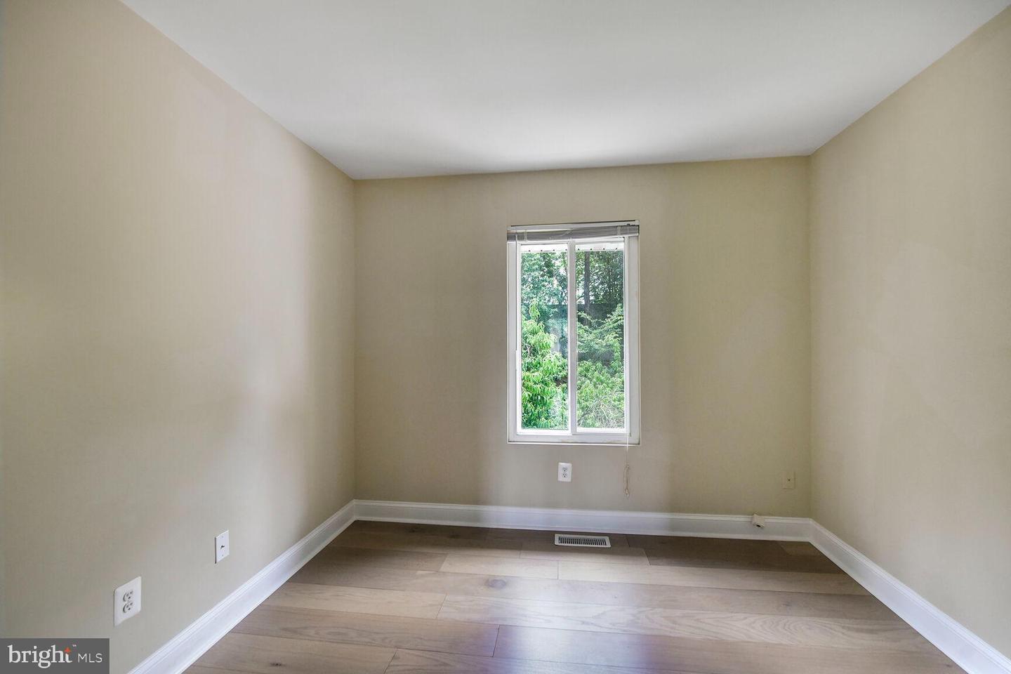 13305 APGAR PL