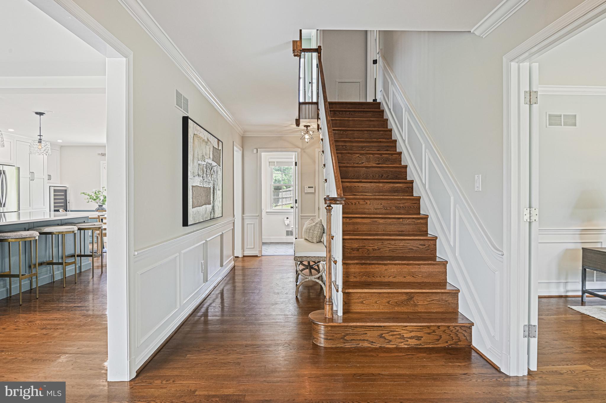 9810 Spring Ridge Ln