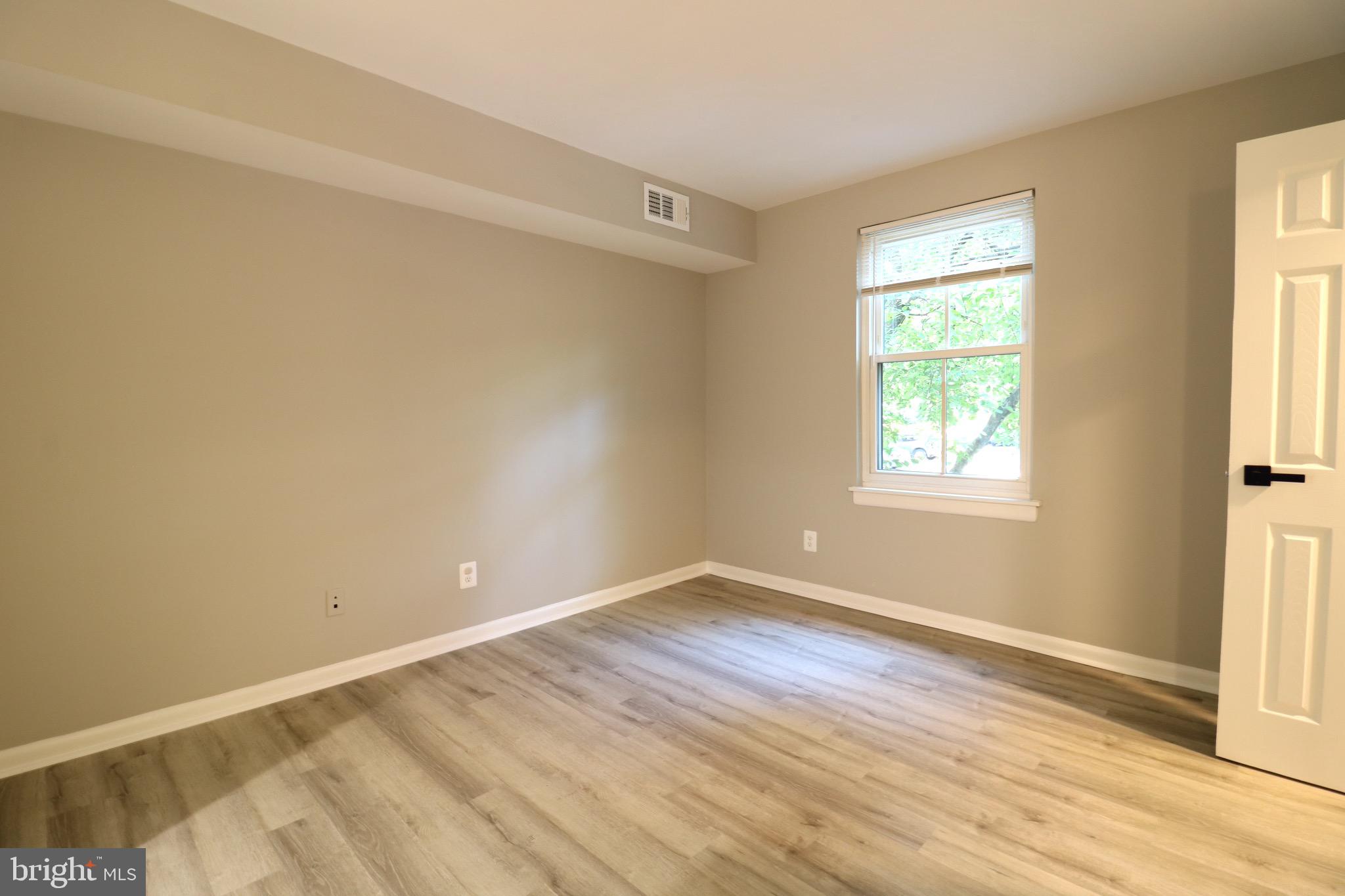 2249 CASTLE ROCK SQUARE 11C