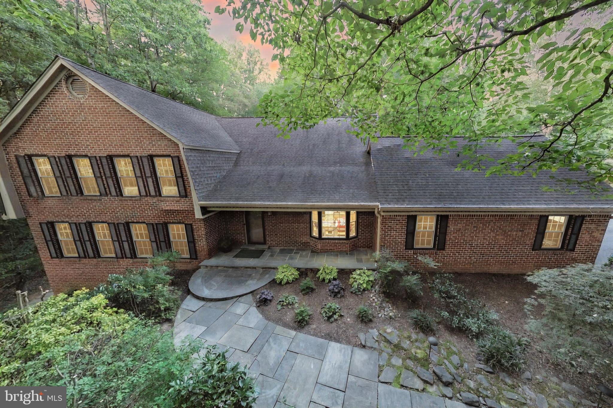 4819 BENTONBROOK DRIVE