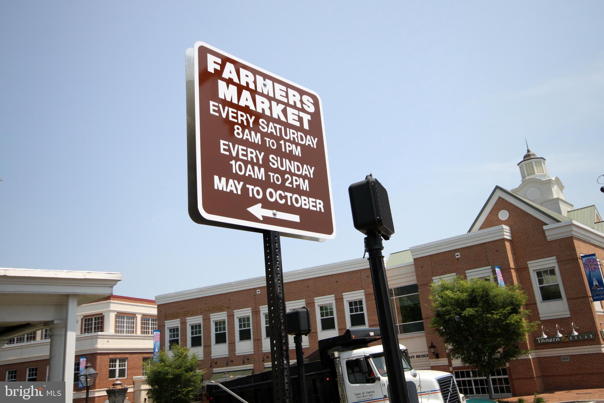 4819 BENTONBROOK DRIVE