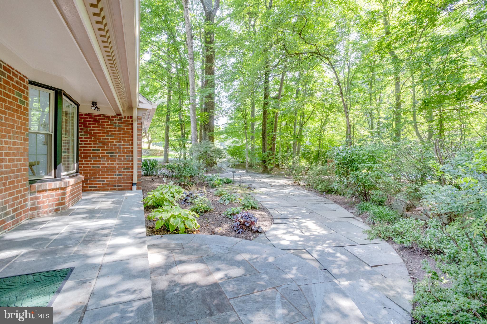 4819 BENTONBROOK DRIVE