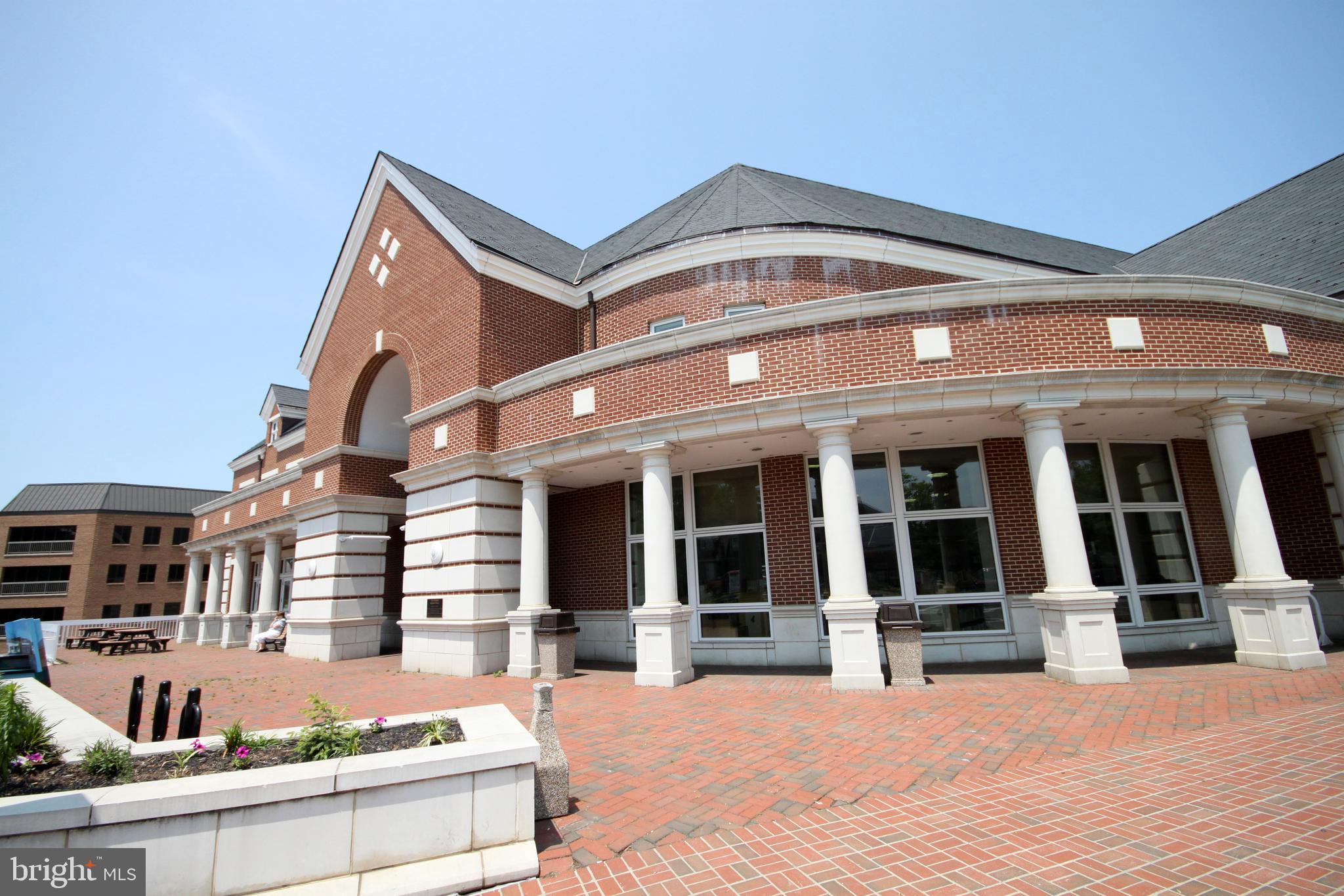 4819 BENTONBROOK DRIVE