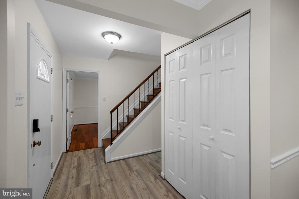 13609 ELLENDALE DR