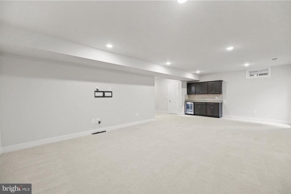 4635 Wood Glen Rd