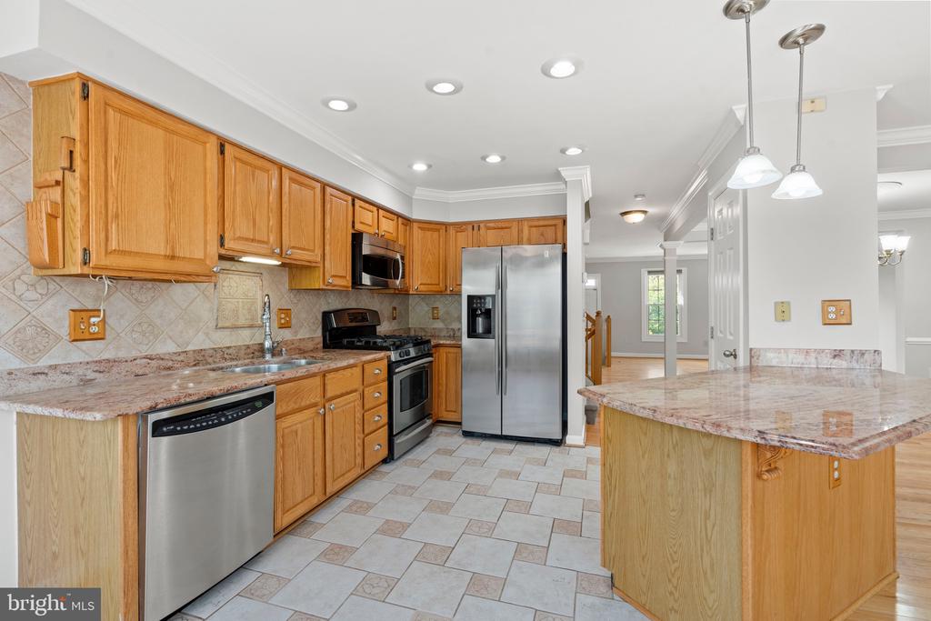 12797 DOGWOOD HILLS LANE