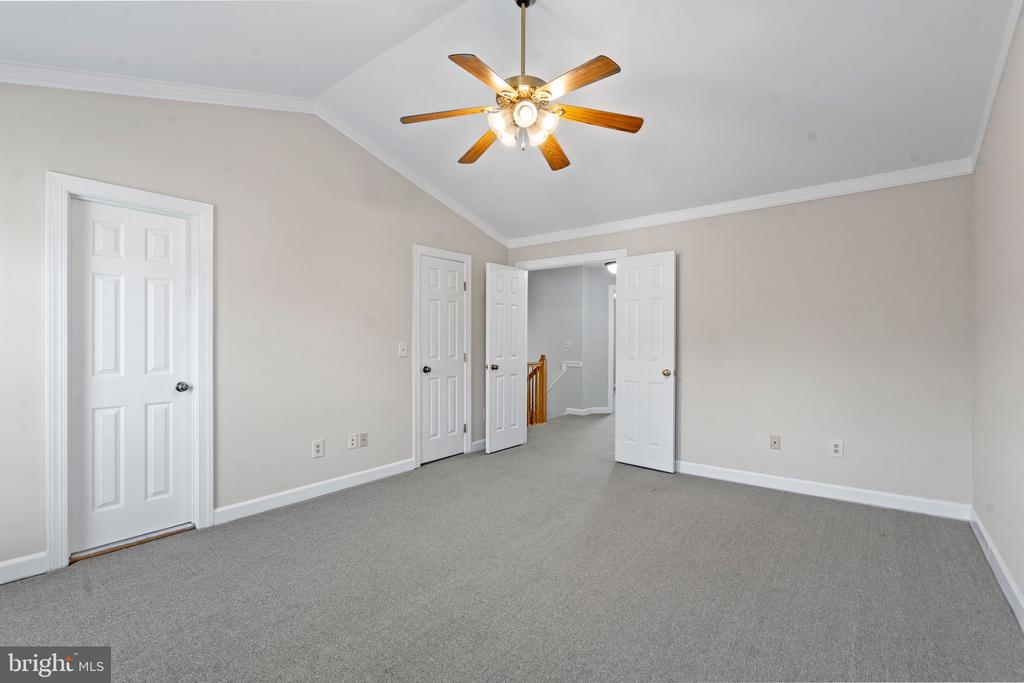 12797 DOGWOOD HILLS LANE