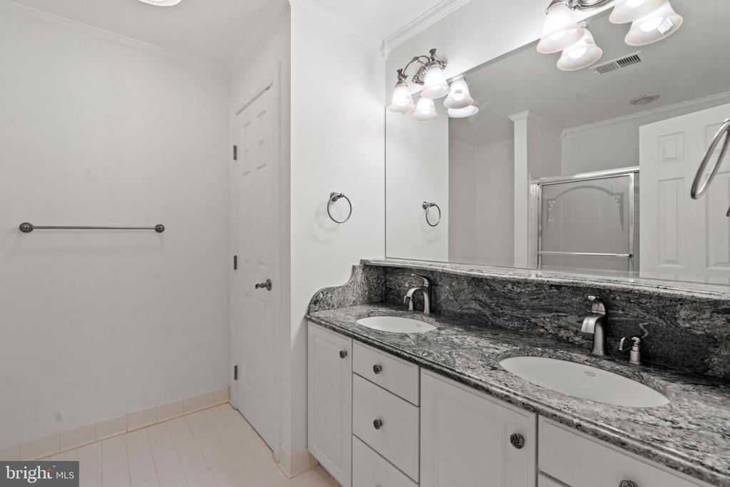 12797 DOGWOOD HILLS LANE