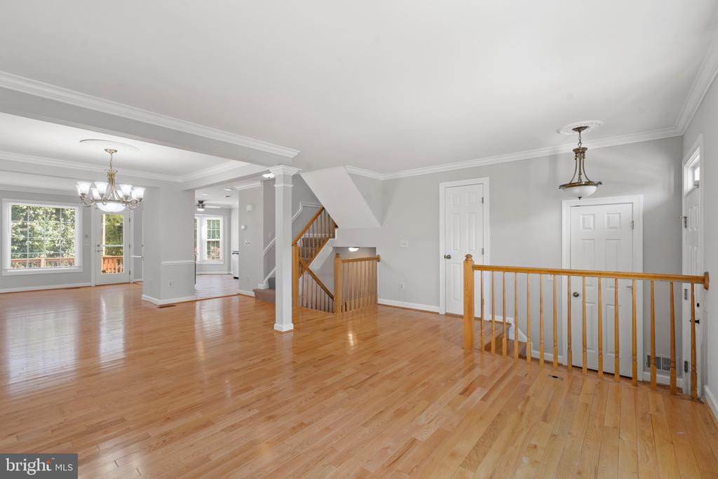 12797 DOGWOOD HILLS LANE