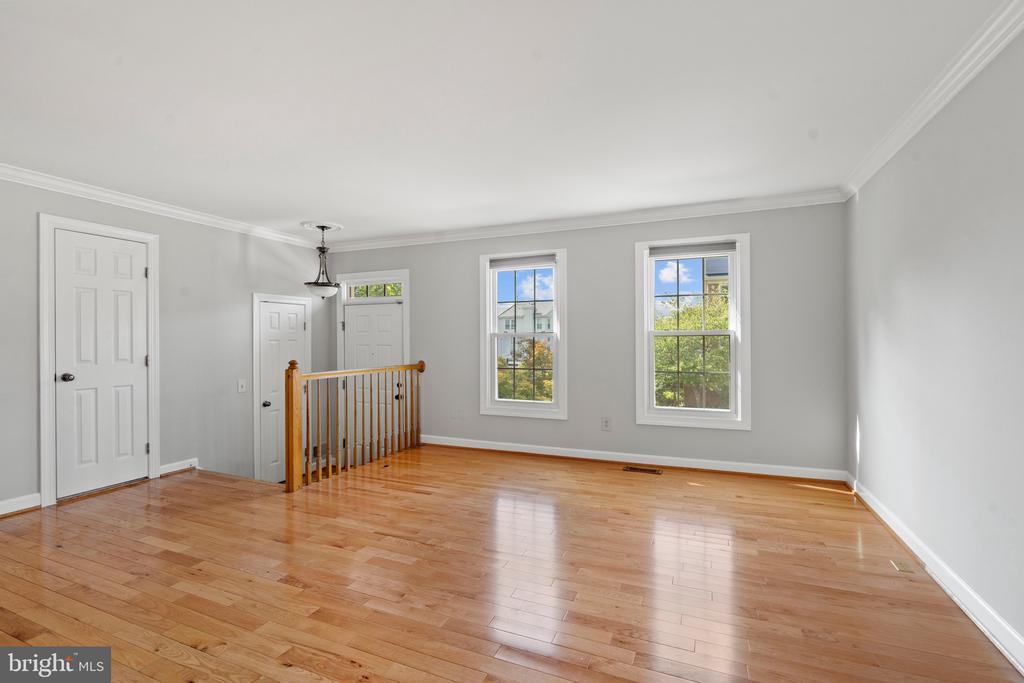 12797 DOGWOOD HILLS LANE