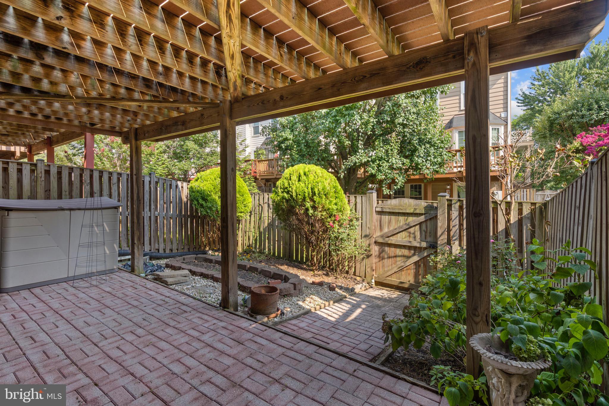 12797 DOGWOOD HILLS LANE
