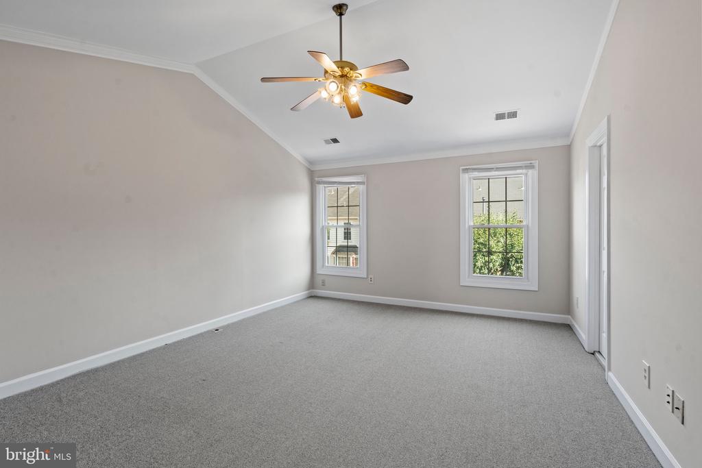 12797 DOGWOOD HILLS LANE