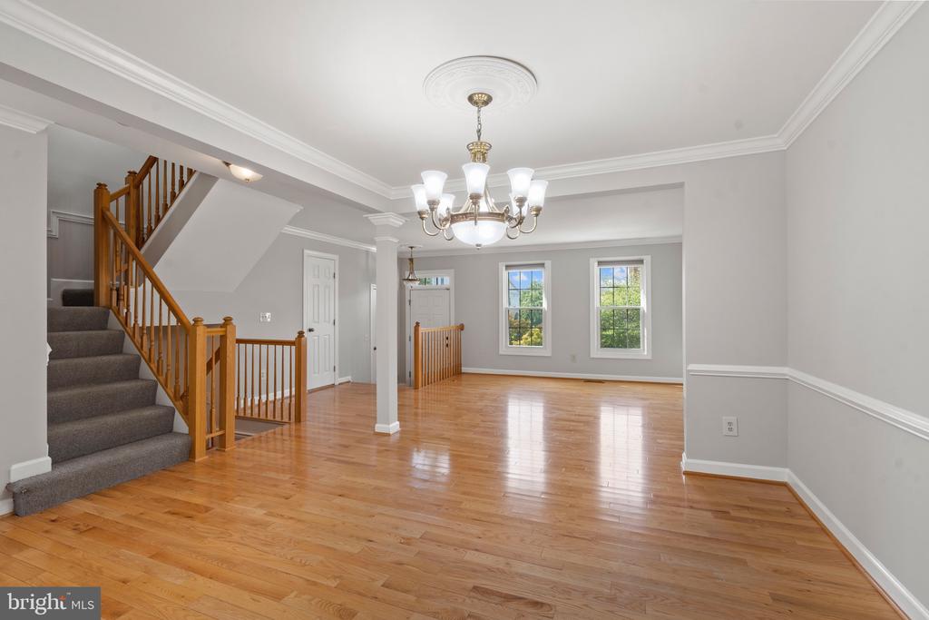 12797 DOGWOOD HILLS LANE