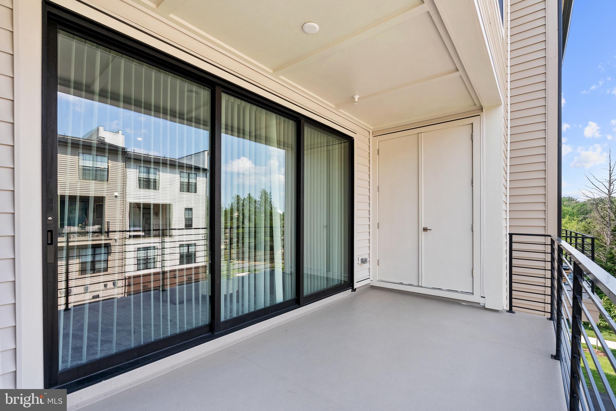 7402 BACKETT WOOD TER #806