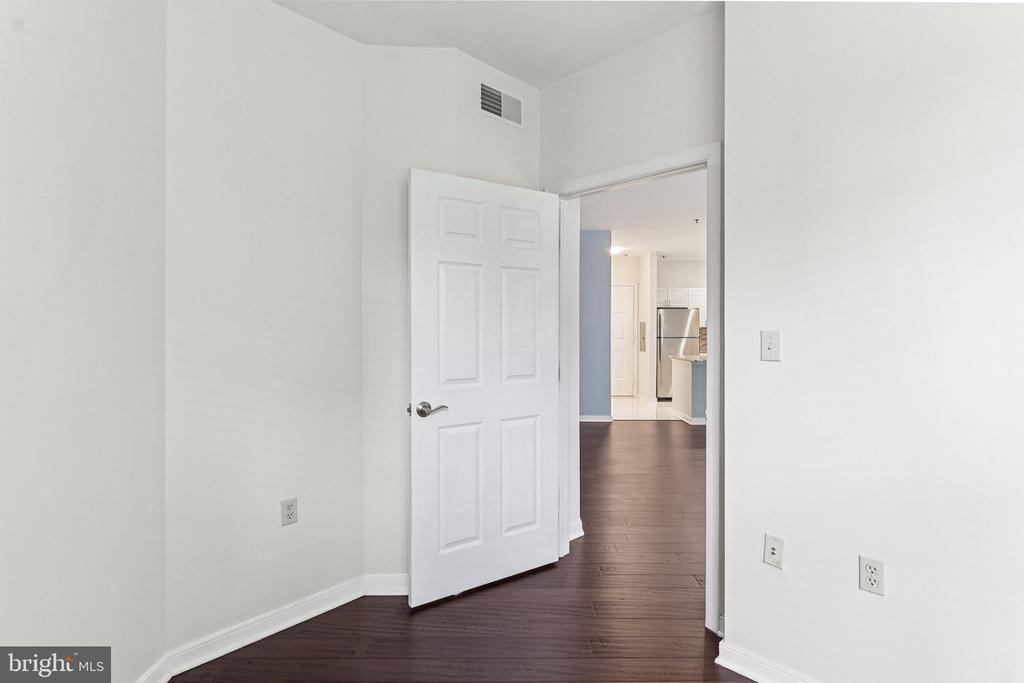 1641 INTERNATIONAL DRIVE 207