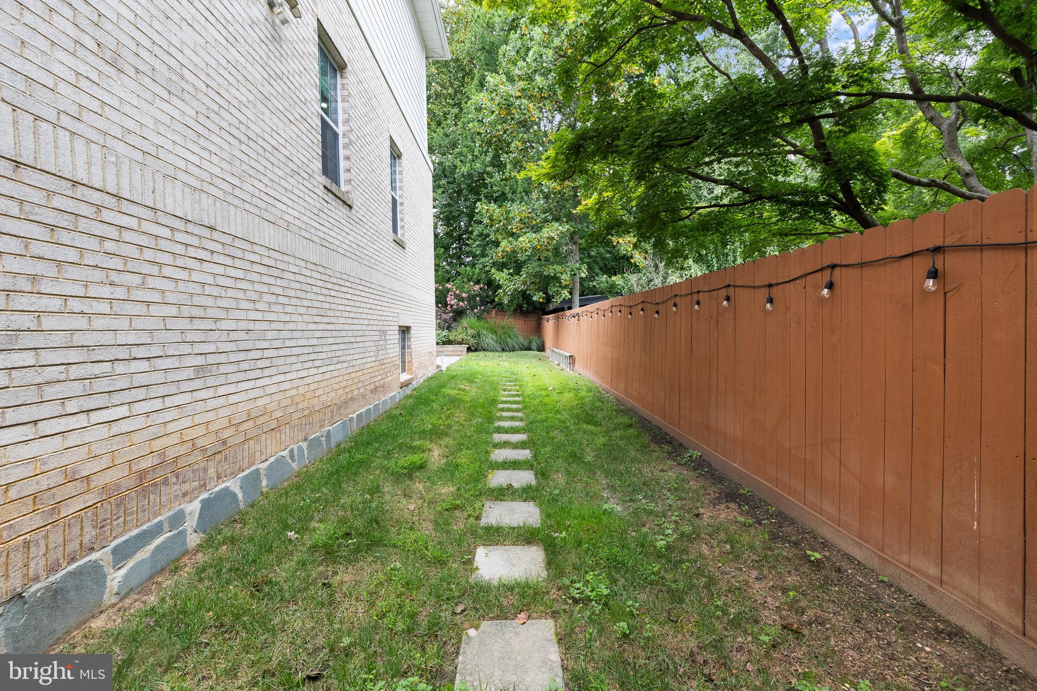 7908 Holmes Run Dr