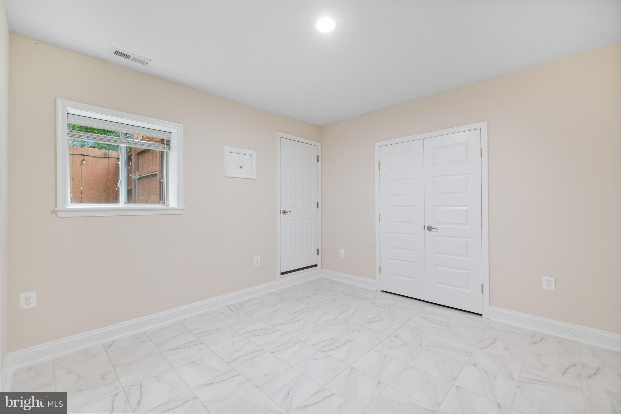 7908 Holmes Run Dr