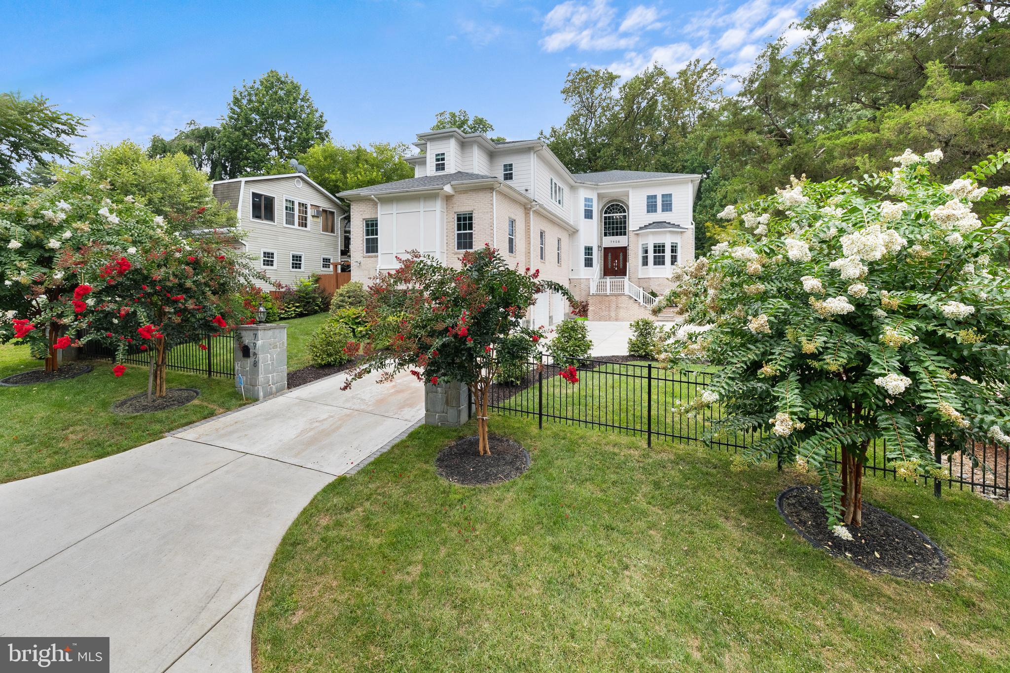 7908 Holmes Run Dr