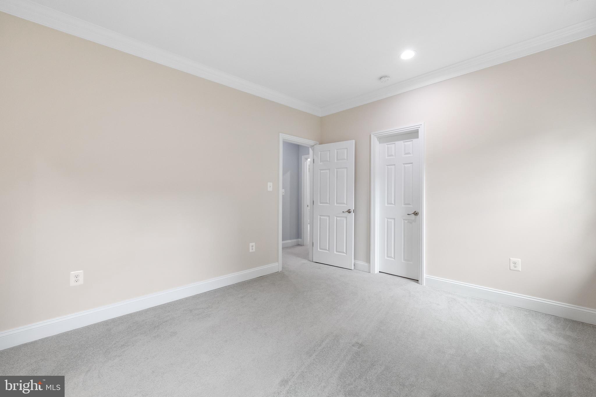7908 Holmes Run Dr