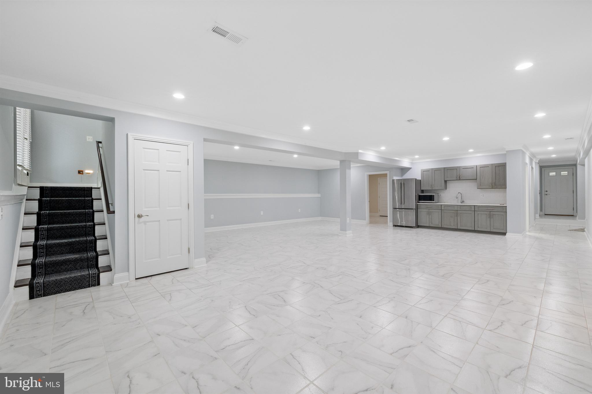 7908 Holmes Run Dr