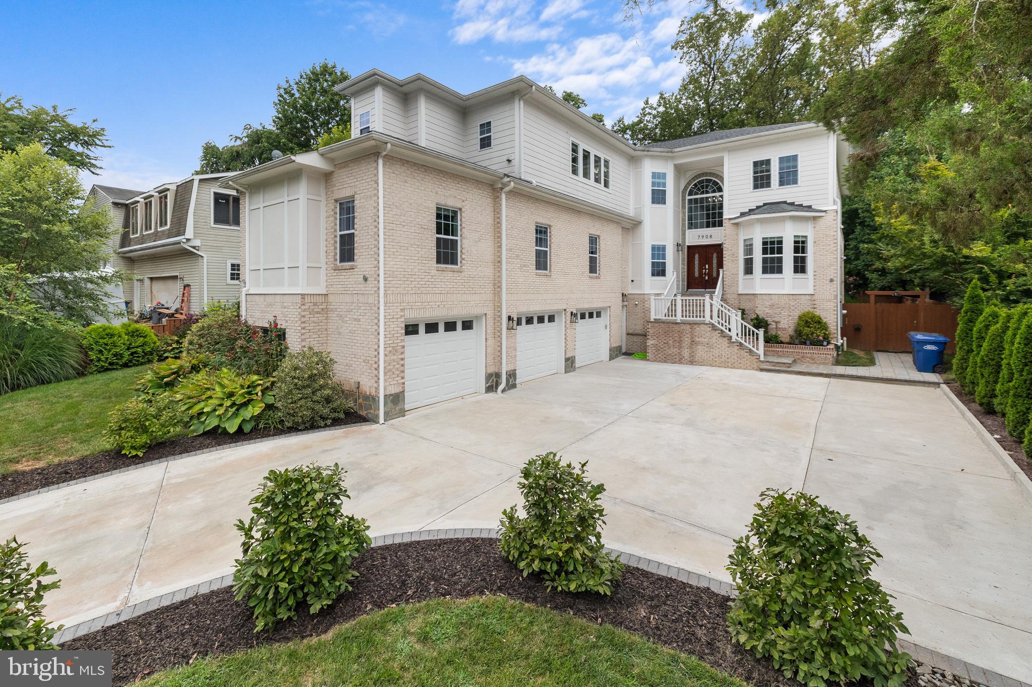 7908 Holmes Run Dr