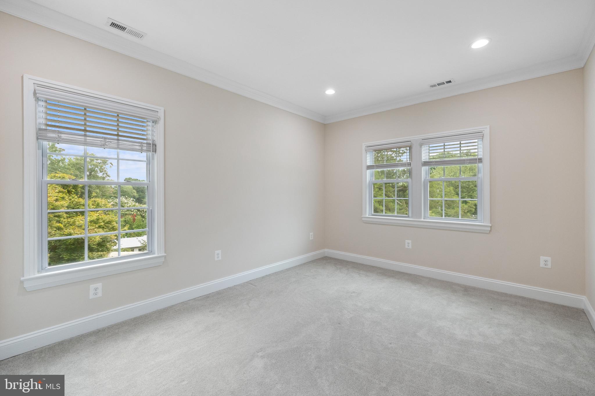 7908 Holmes Run Dr