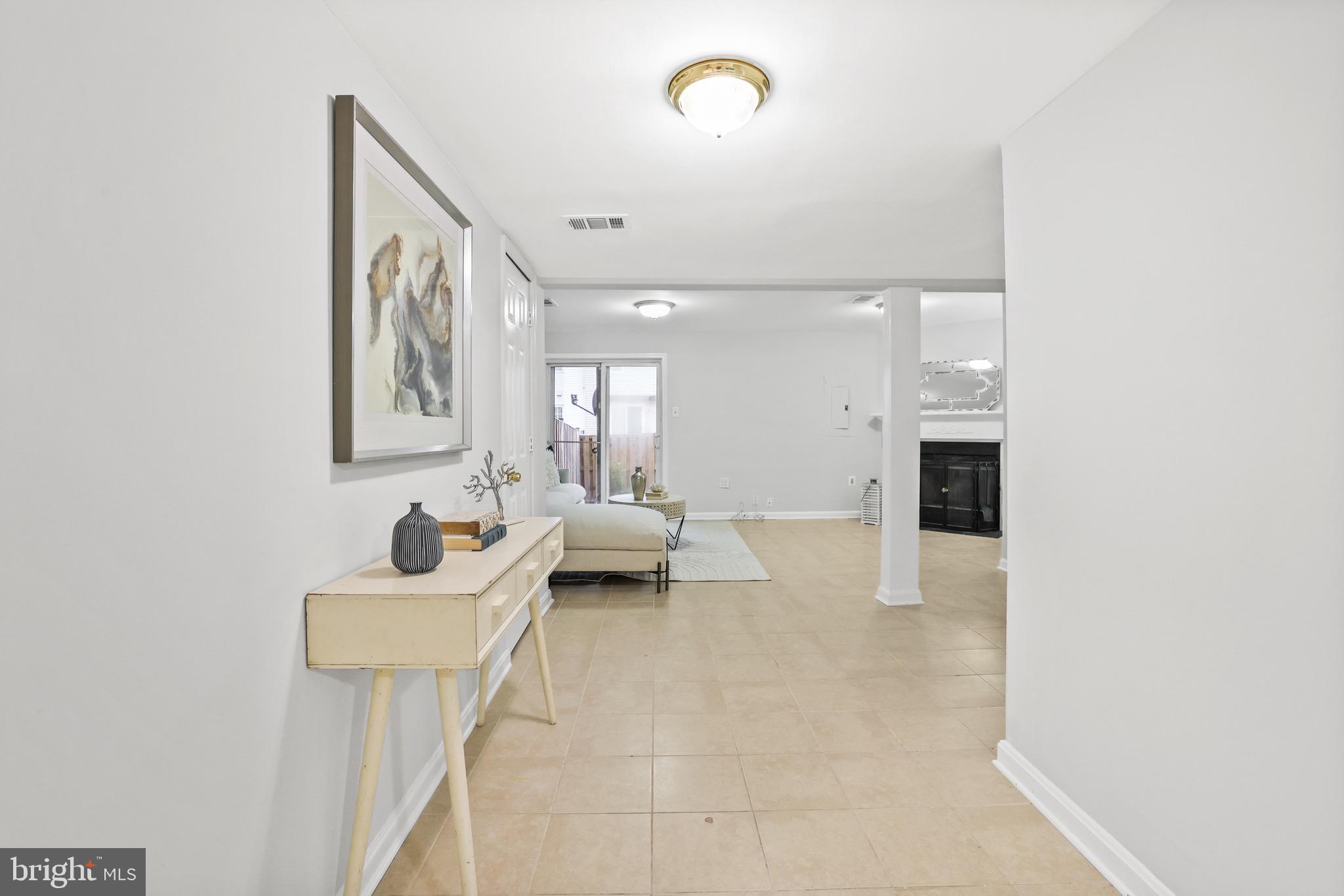 6758 ROCKLEDGE PLACE
