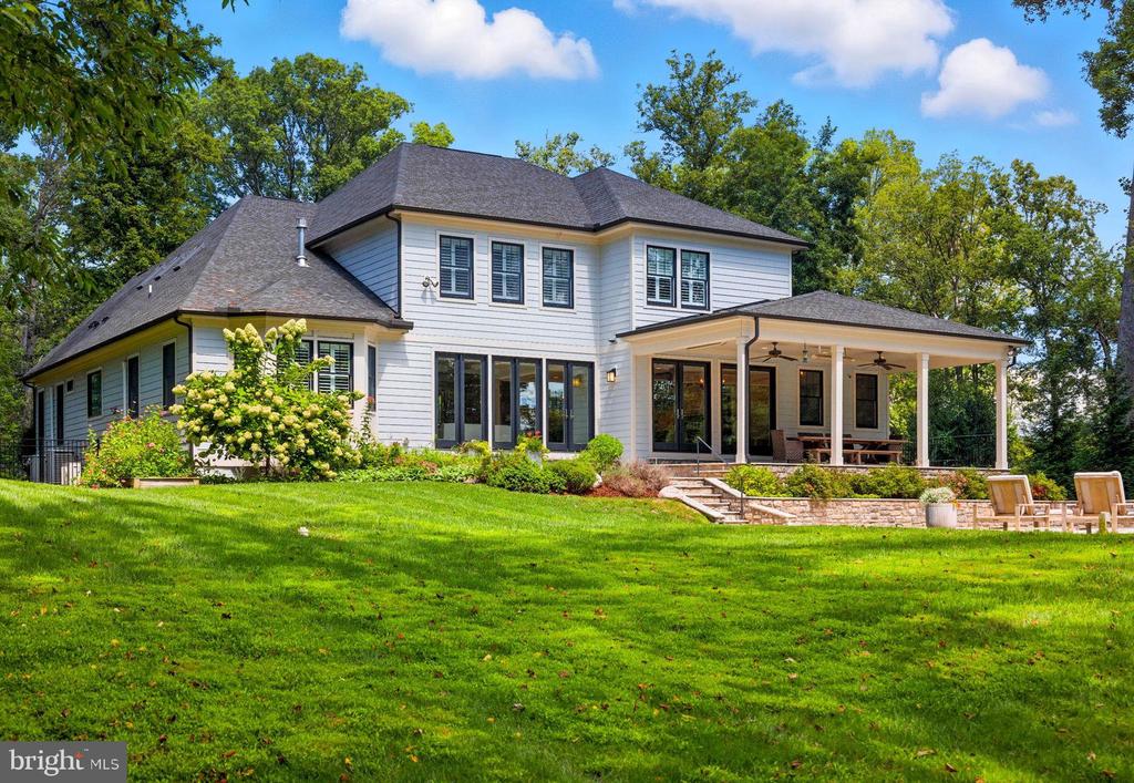 8617 DIXIE PLACE